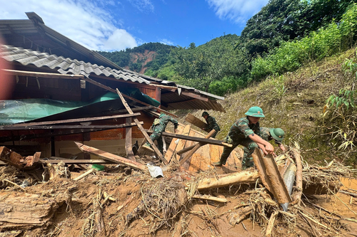 Sâu đậm nghĩa tình quân dân