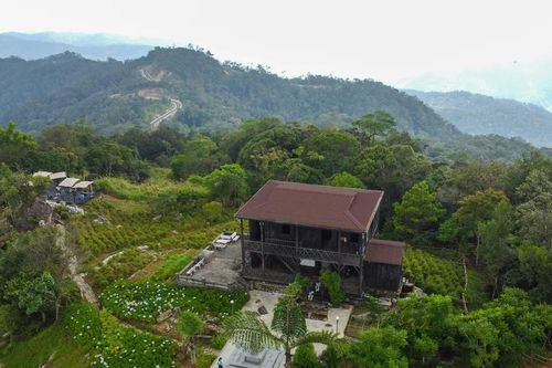 Cận cảnh nơi làm việc của bác sĩ Yersin trên đỉnh núi 1.500m