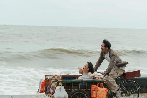 Phim 'Mang mẹ đi bỏ' bùng nổ doanh thu phòng vé
