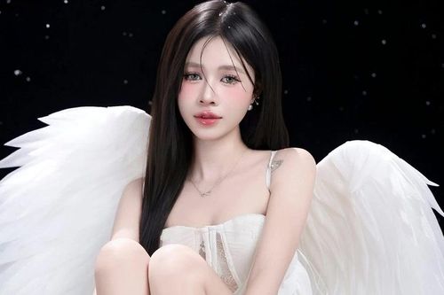 Shizuka 'đốt mắt' fan với ảnh sinh nhật tuổi 18 gợi cảm ngỡ ngàng