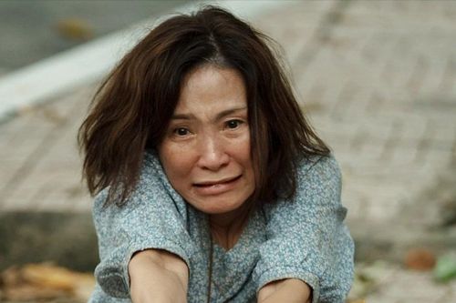 'Mang mẹ đi bỏ' của Hồng Đào có gì để tiến gần tới 100 tỷ đồng?