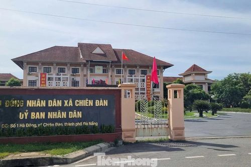 Đà Nẵng: Hai cựu lãnh đạo xã bị khởi tố vẫn làm việc sau sáp nhập, vì sao?