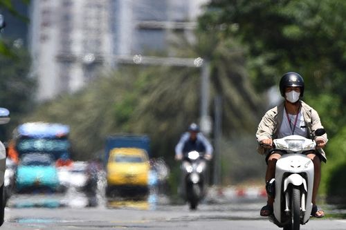 Dự báo thời tiết 4/8/2025: Miền Bắc nắng nóng đến 'nghẹt thở', từ tối mưa giông