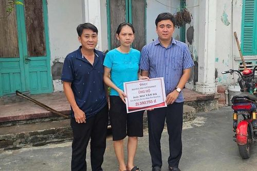 Bạn đọc giúp đỡ anh Mai Văn Đà bị tai nạn sống cảnh thực vật hơn 21 triệu đồng