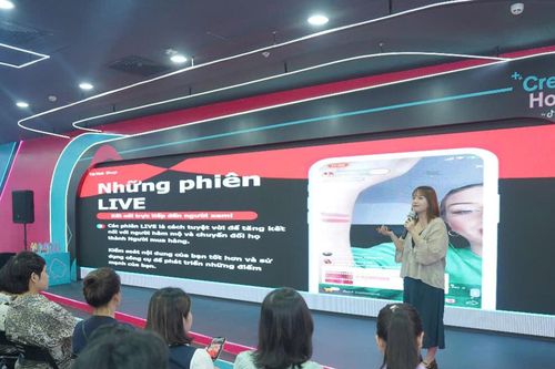 Tổ chức MegaLive để nâng cao năng lực kinh doanh số cho thanh niên Việt Nam