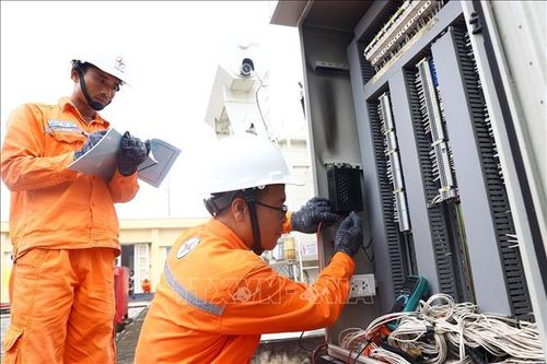 EVN khuyến cáo sử dụng điện tiết kiệm giữa đợt nắng nóng cực đoan