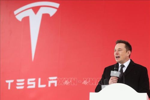Tesla giữ chân CEO Elon Musk bằng gói cổ phiếu thưởng