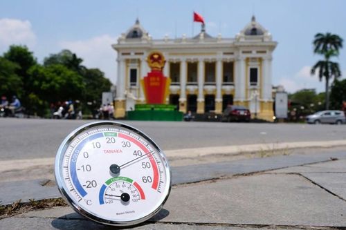 Nắng nóng kéo dài, người dân Hà Nội tiêu thụ điện kỷ lục