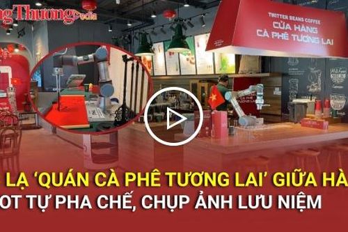 Độc lạ 'Quán cà phê Tương Lai' giữa Hà Nội robot tự pha chế, chụp ảnh lưu niệm