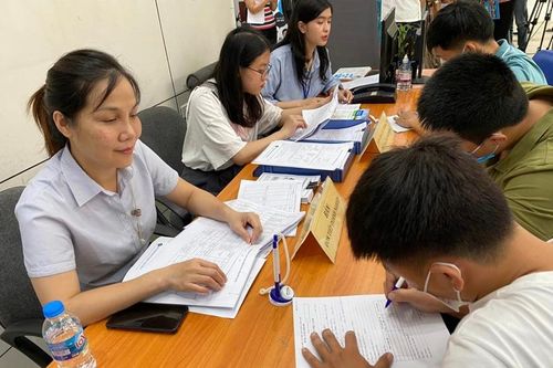 Hà Nội hỗ trợ kinh phí, ưu tiên đào tạo ngành nghề phù hợp cho người nghỉ việc do sắp xếp bộ máy