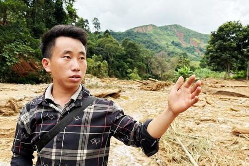 Thủ tướng khen tấm gương dũng cảm cứu người trong lũ quét của Trưởng bản Mùa A Thi
