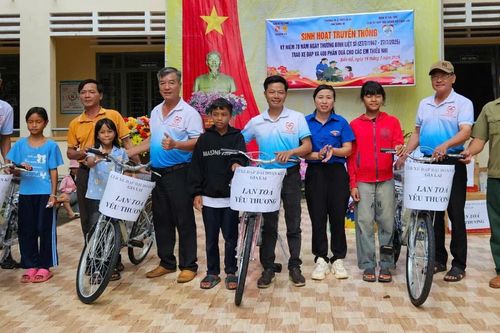 Câu lạc bộ Xe đạp Đại Đoàn Kết Gia Lai: Lan tỏa yêu thương trên những cung đường