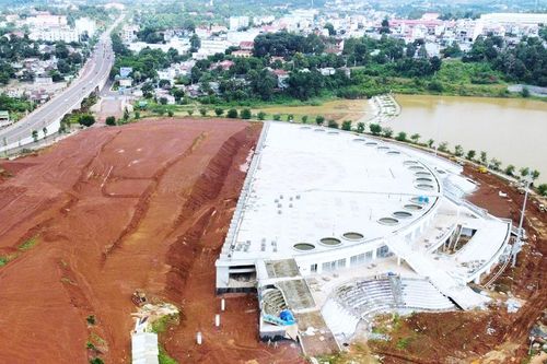 Đào đắp, thi công nhiều dự án 'đứng hình' vì thời tiết