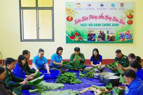 Bộ đội Biên phòng Đắk Song gắn bó, sẻ chia với Nhân dân