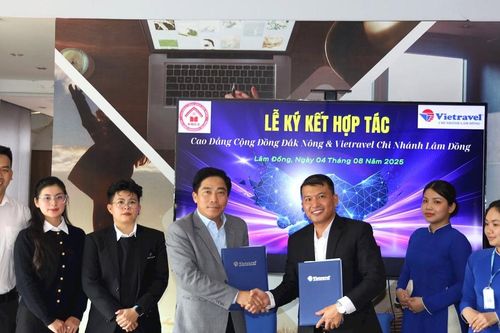 Tăng cường hợp tác đào tạo nhân lực ngành Du lịch và Quản trị khách sạn