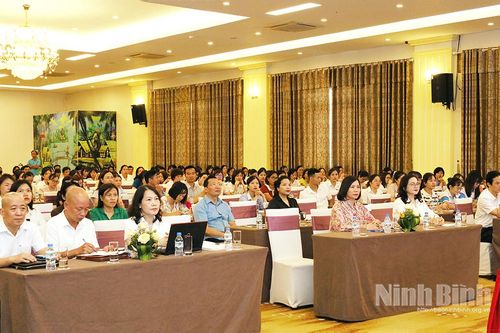 Bảo hiểm Xã hội tỉnh tuyên truyền, đối thoại, giải đáp chính sách BHXH, BHYT
