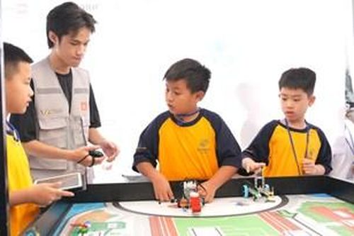 Học sinh TP. Huế vô địch bảng B0 cuộc thi Robotacon WRO 2025