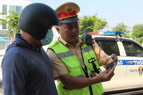Gia Lai: Truy tìm 'quái xế' phóng 104km/h ngay khu vực giao lộ