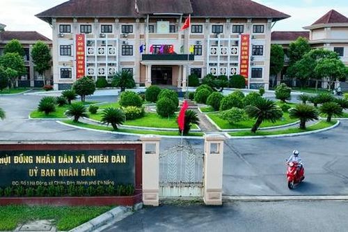 Vì sao Bí thư và Chủ tịch xã cũ bị khởi tố vẫn được bố trí việc làm sau sáp nhập?