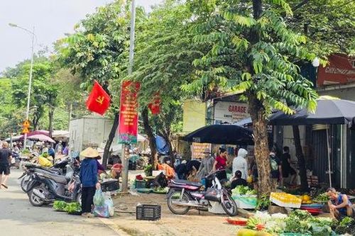 Hà Nội quyết liệt xóa sổ chợ cóc, cơ sở giết mổ nhỏ lẻ trong năm 2025