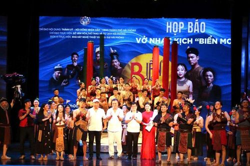 'Biển mơ' – Khúc tình ca vọng từ Đảo Ngọc