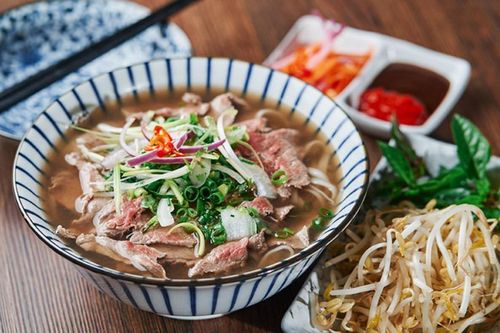 5 quán phở ai đến Hà Nội dù bận đến mấy cũng phải tìm ăn