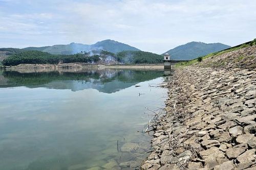 TP Huế gia cố hồ, đập thủy lợi trước mùa mưa lũ
