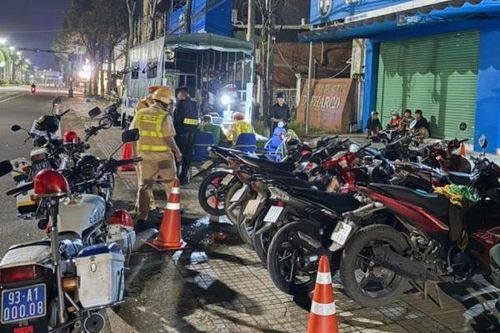 CSGT Công an Đồng Nai xử lý nghiêm tình trạng tài xế vi phạm nồng độ cồn