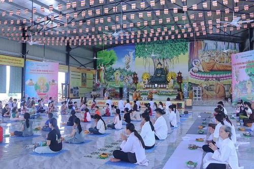 Tịnh xá Linh Sơn giữa non thiêng Ngàn Nưa…