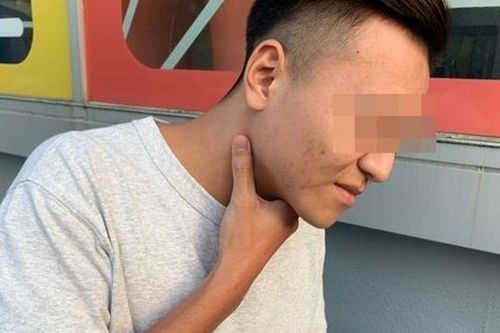 Đau họng đi khám, người đàn ông tá hỏa phát hiện cùng lúc mắc 4 loại ung thư hiếm gặp: Bài học cảnh tỉnh cho người chủ quan