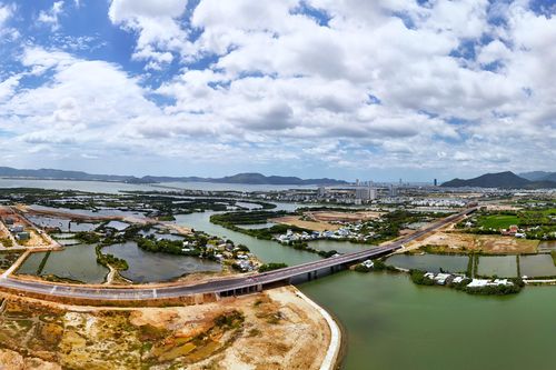 Tuyến đường siêu đẹp ven đầm Thị Nại hơn 519 tỷ đồng bứt tốc về đích