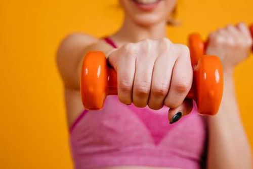 3 thói quen tập luyện buổi sáng khiến cơ thể mệt mỏi và dễ tích mỡ