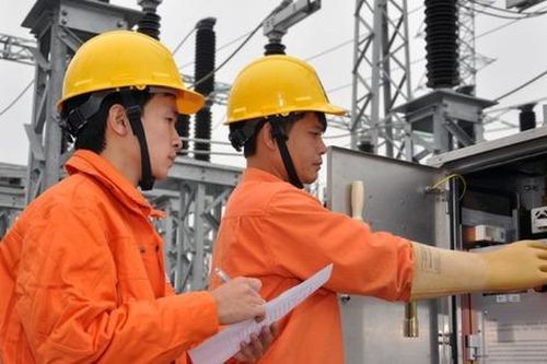Nắng nóng gay gắt, công suất tiêu thụ điện Hà Nội cao nhất trong lịch sử