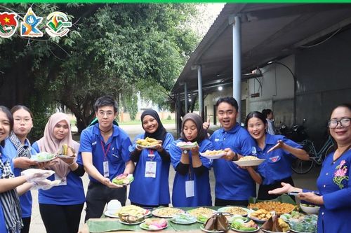 Đội hình quốc tế tích cực tham gia các hoạt động tình nguyện Mùa Hè Xanh 2025