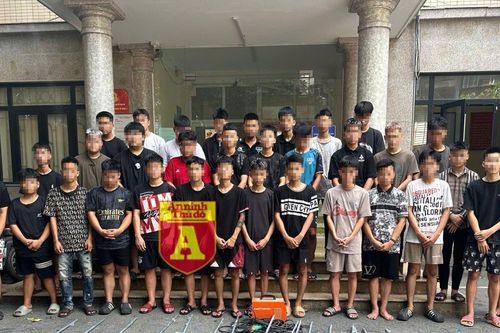 Lực lượng 141 kịp thời ngăn chặn hàng chục đối tượng sử dụng hung khí đánh nhau