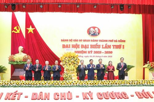 Quyết tâm cùng hệ thống chính trị xây dựng Đà Nẵng trở thành cực tăng trưởng của Việt Nam