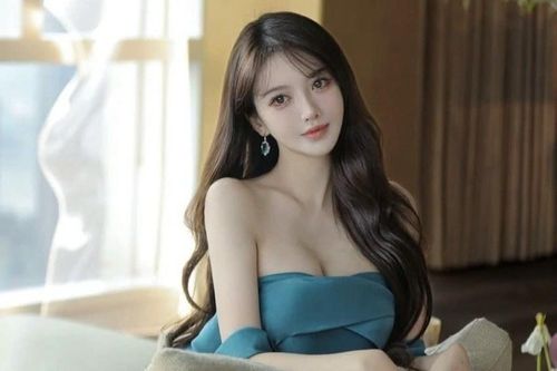 Ở Trung Quốc bị chê 'béo', sang Anh lại thành 'gầy đáng sợ'