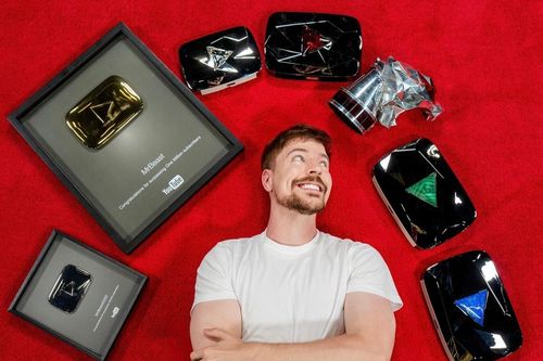 Chỉ một bức ảnh, MrBeast tái khẳng định ngôi vương YouTube