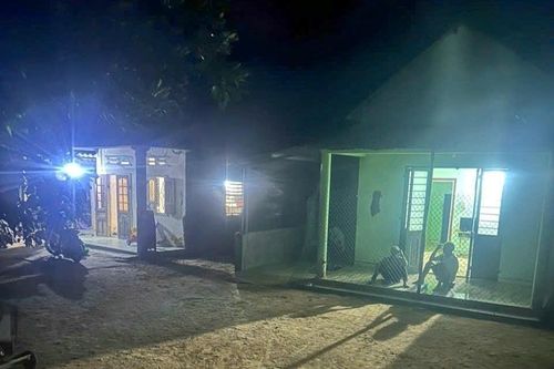 Niềm vui của người dân xóm Gò Rạch khi có điện