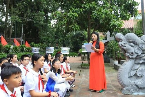 Bài 1: Sâu rễ, bền gốc