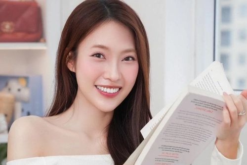 MC Khánh Vy 'bật mí' hàng trăm kỹ năng cần có cho tân sinh viên