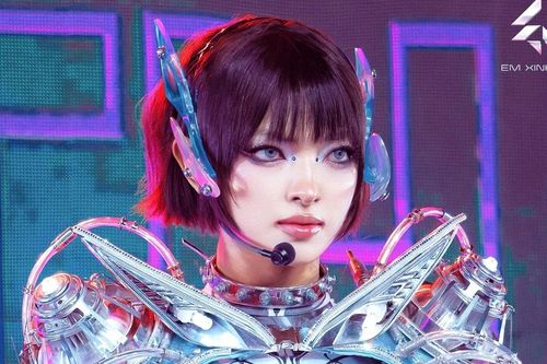 'Con cưng nhà mốt xa xỉ' Châu Bùi 'gây bão' với vai trò mới mẻ tại 'Em xinh say hi'