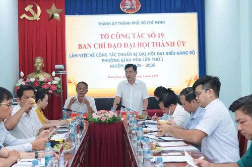 Tổ công tác số 19 kiểm tra việc chuẩn bị Đại hội Đảng bộ phường Bình Hòa