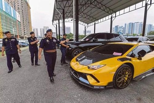 Hơn 50 siêu xe trị giá hàng trăm tỷ đồng của đại gia Malaysia bị tịch thu