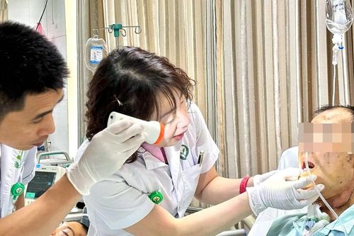 Phát hiện ung thư từ triệu chứng đau loét vùng lưỡi