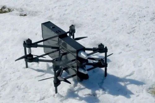 UAV mới cho phép một người vận hành điều khiển cùng lúc 100 chiếc