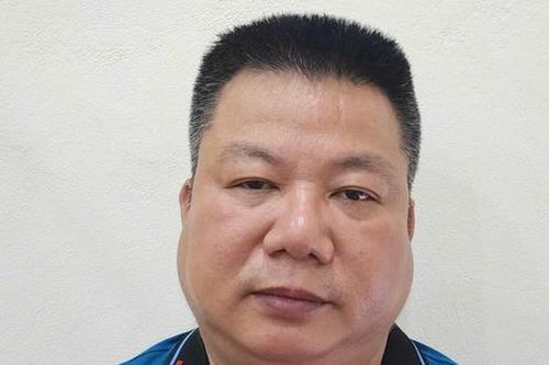 Tạm giữ hình sự tài xế rút chìa khóa xe khách trên Vành đai 3, Hà Nội