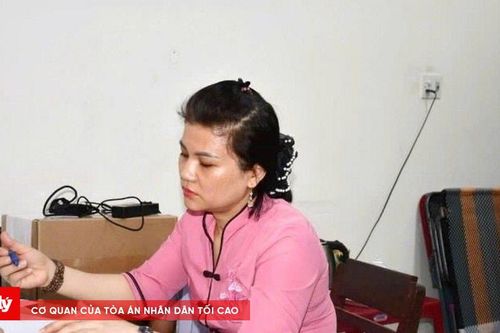 Cháu bé 14 tháng tuổi bị bảo mẫu bạo hành dẫn đến tử vong