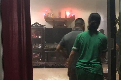 Vợ bị bỏng xăng trong đêm, công an phát hiện điểm nghi vấn từ người chồng