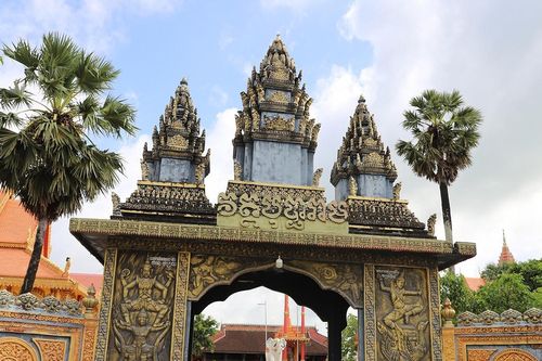 Ngôi chùa Khmer có giảng đường bằng gỗ cổ nhất miền Tây